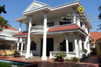 Cho thuê biệt thự đẹp tại Thảo Điền có hồ bơi sân vườn giá 3000$